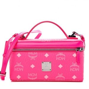 NWOT | MCM Visetos Vanity Case